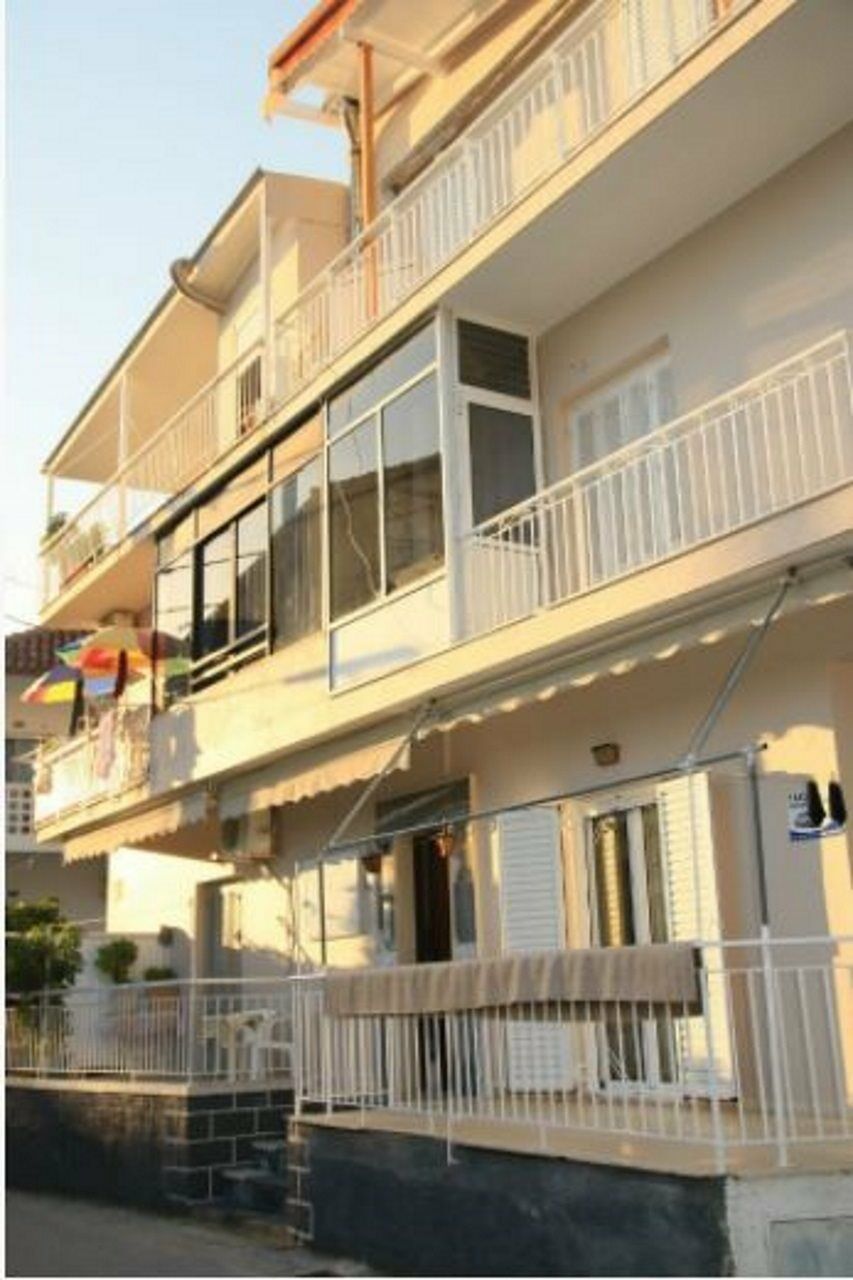 Elpida Studios Parga Exterior photo